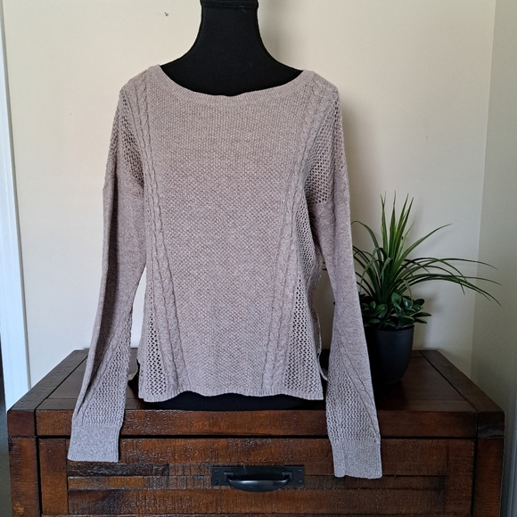 American Eagle Knit Sweater Brown Size Medium Lightweight Round Neck - Picture 1 of 13